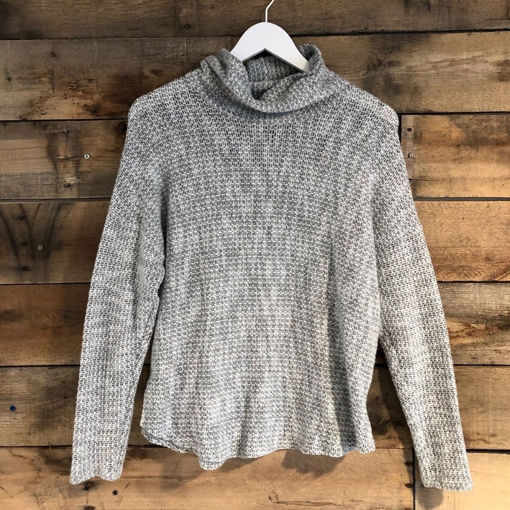 Ginger G gray knit slouch neck super light sweater - S